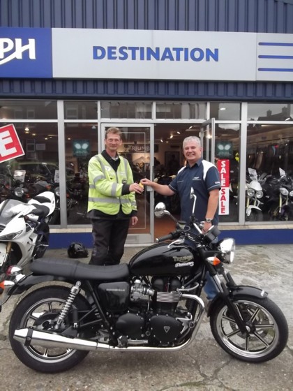 http://www.destinationtriumph.co.uk/